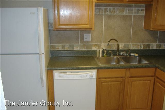 Building Photo - 3 br, 2 bath House - 280 Moree Loop Unit #7