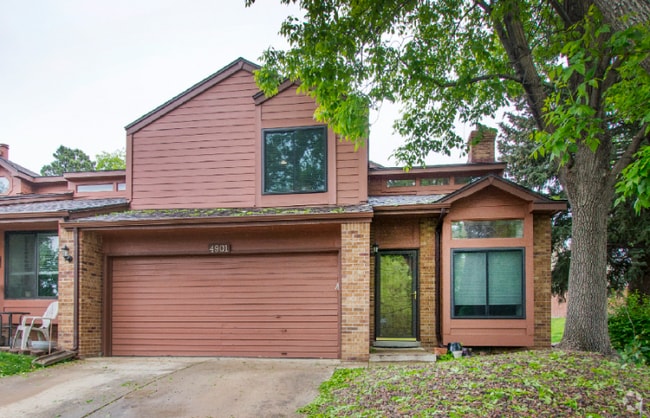 Building Photo - 4901 Daybreak Cir