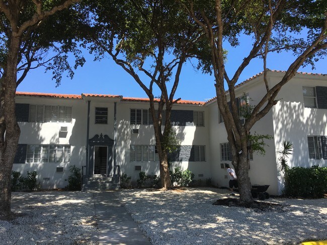 785 84th St Unit 3 Miami Beach Fl 33141 Apartment For Rent In Home Florida Miami Beach 785 84th St Unit 3 Quaint Entrance To Each 4 Building