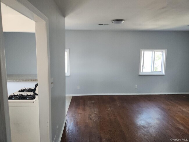 Foto del edificio - 119-24 199th St