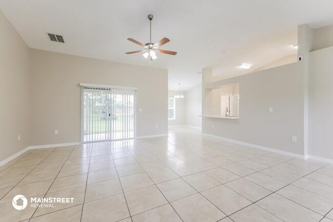 Foto del edificio - 3313 20th St W,, Lehigh acres, FL 33971