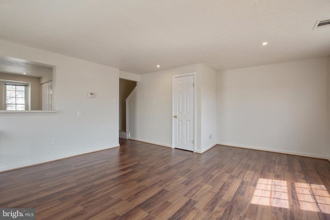 Building Photo - 11437 Red Jade Ct