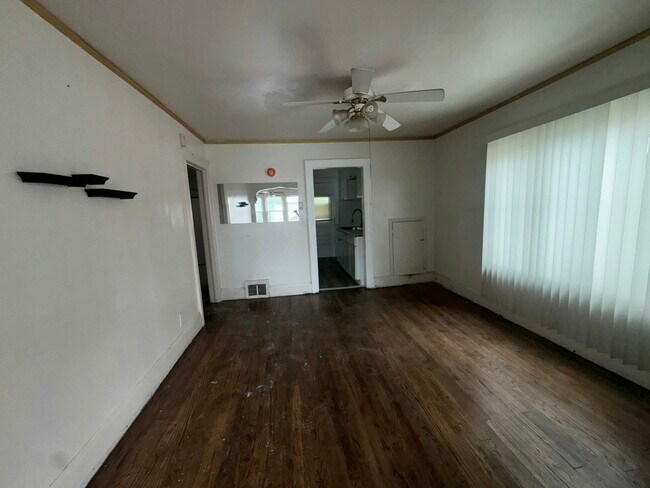 Foto del edificio - 13330 Strathmoor St