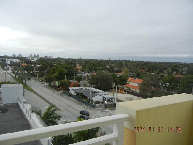 Foto del edificio - 215 SW 42nd Ave