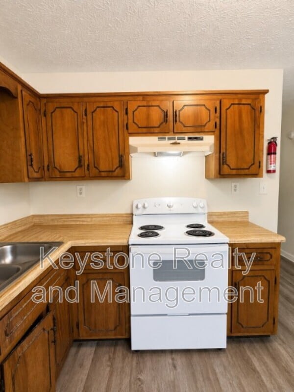 Foto del edificio - 1375 Thompsonville Ln