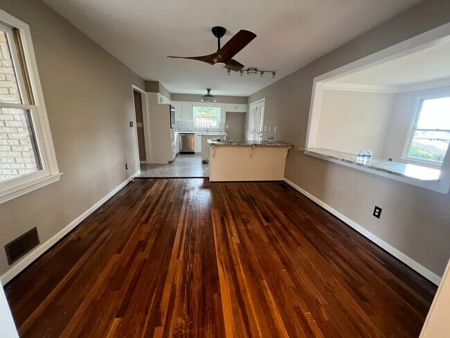 Foto del edificio - 1451 Snapfinger Rd