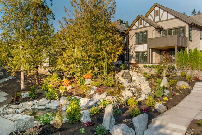 Building Photo - 4606 Chardonnay Ln NE