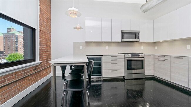 Building Photo - 244 Brighton Ave