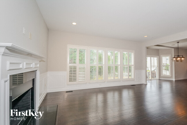 Building Photo - 422 Country Stone Dr