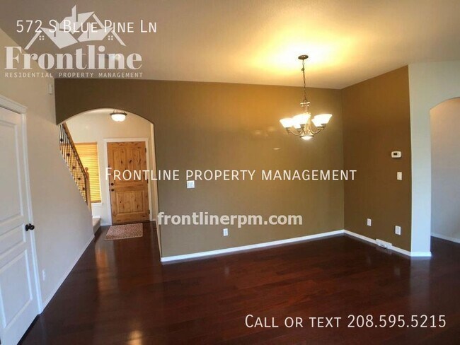 Building Photo - 572 S Blue Pine Ln
