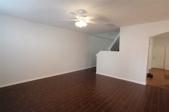 Building Photo - 814 Forest Thicket Ln