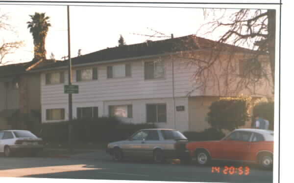 Foto del edificio - 1219 Leigh Ave