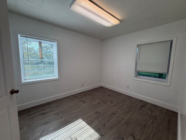 Foto del edificio - 4022 Emerson St