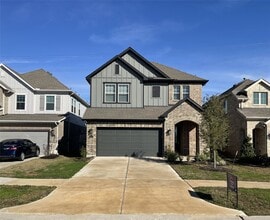 Building Photo - 23834 Pullin Market Dr