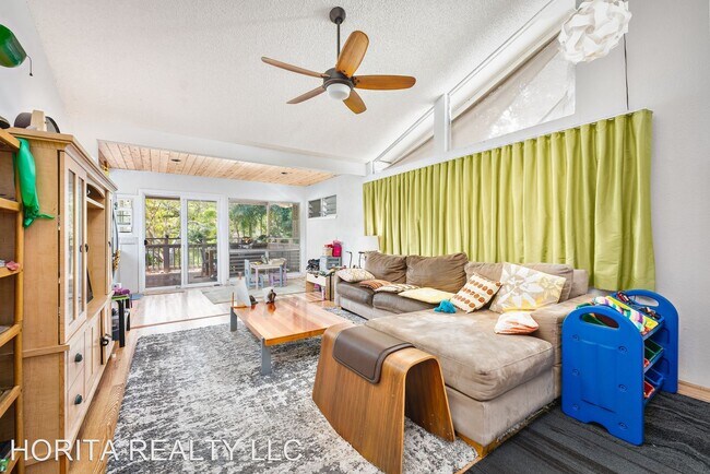 Foto del edificio - 3 br, 2 bath House - 98-408 Kilihea Way #2