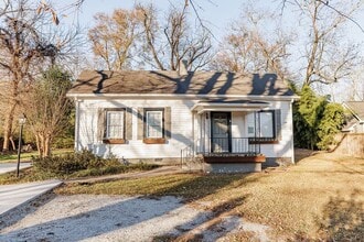 Building Photo - 1760 Old West Broad St