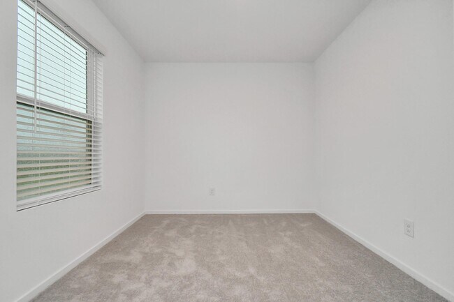 Foto del edificio - 18710 Gissi Dr