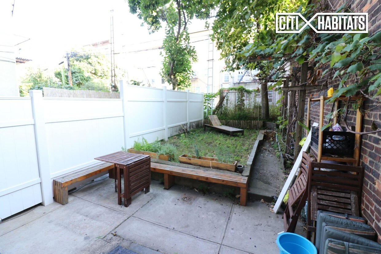 184 Java St, Brooklyn, NY 11222 Apartments in Brooklyn, NY