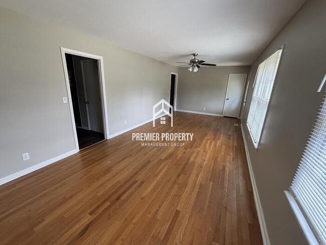 Photo - 23 Greenbriar House