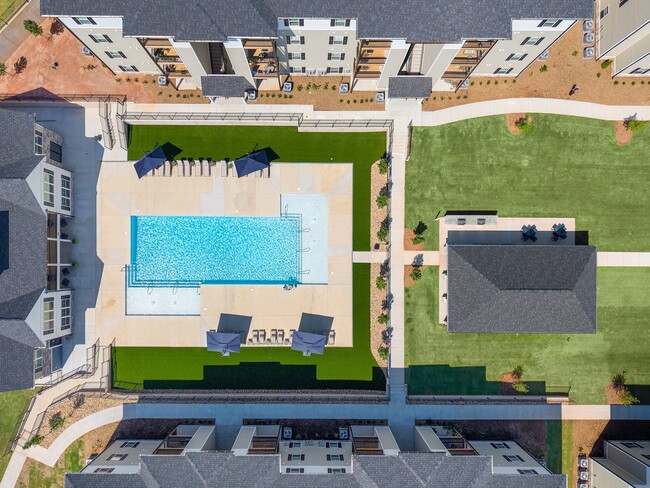 Building Photo - Northbrook Luxury Apartments