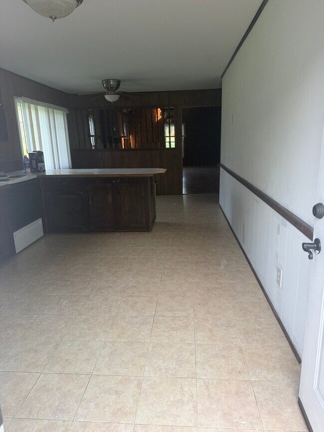 Foto del edificio - 5897 Weddington Rd