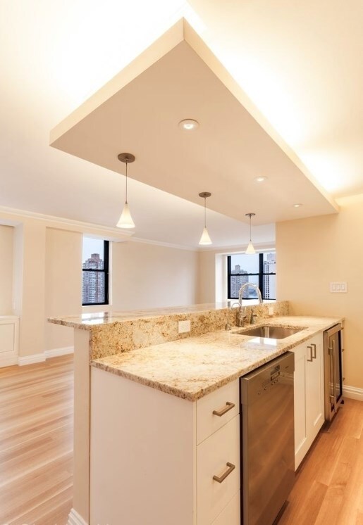 Foto principal - 217 E 87th St