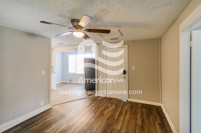 Foto del edificio - 1912 Lincoln St