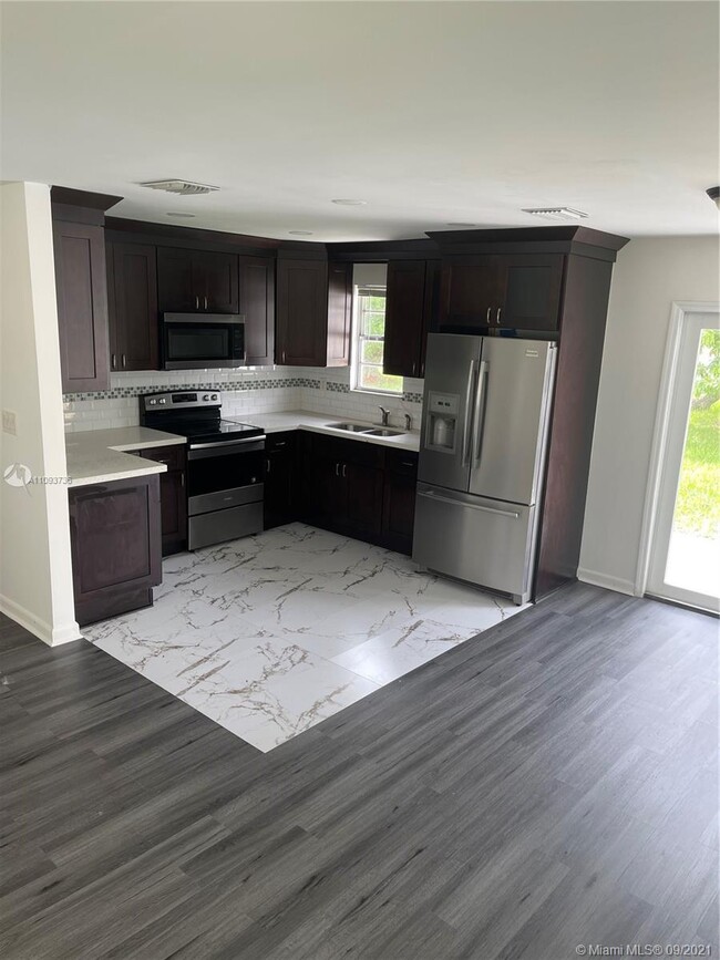 Foto del edificio - 30320 SW 149th Ave