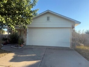 Building Photo - 114 Hersee Ct