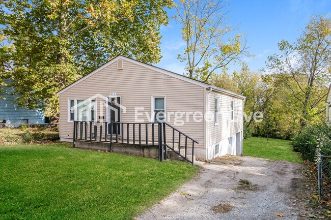 Foto del edificio - 319 S Hocker Ave