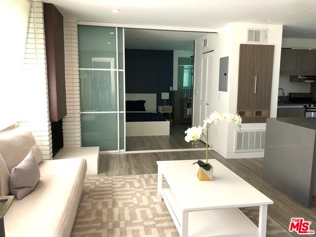 Foto del edificio - 350 S McCarty Dr