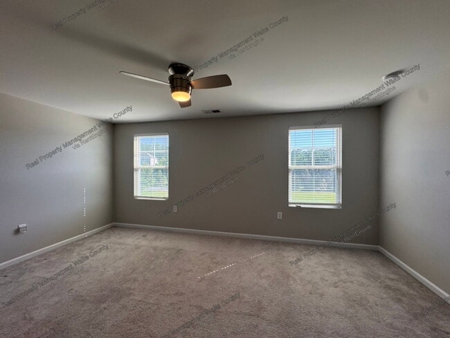 Building Photo - 1063 Shoreside Dr