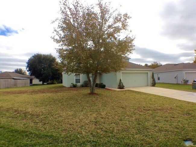 Building Photo - NAS JAX  Area