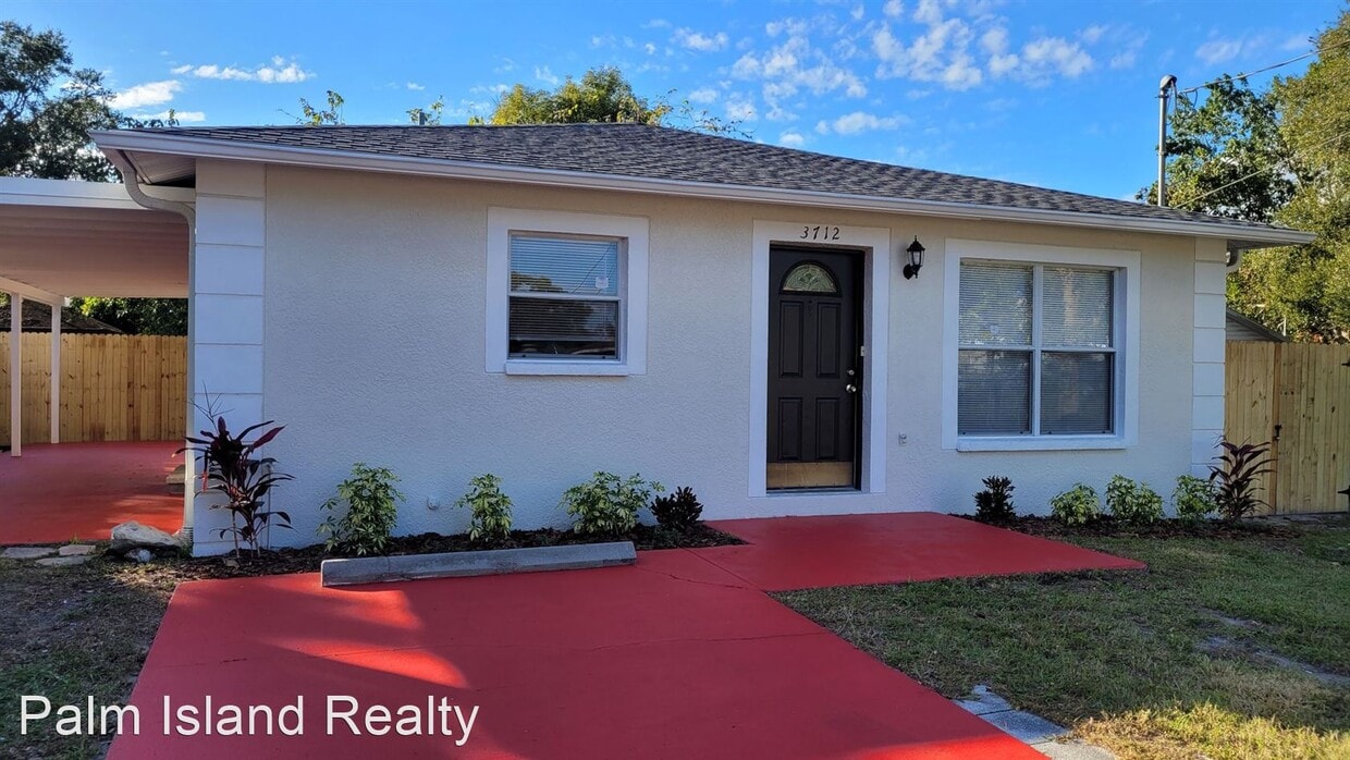 3712 N 51st St, Tampa, FL 33619