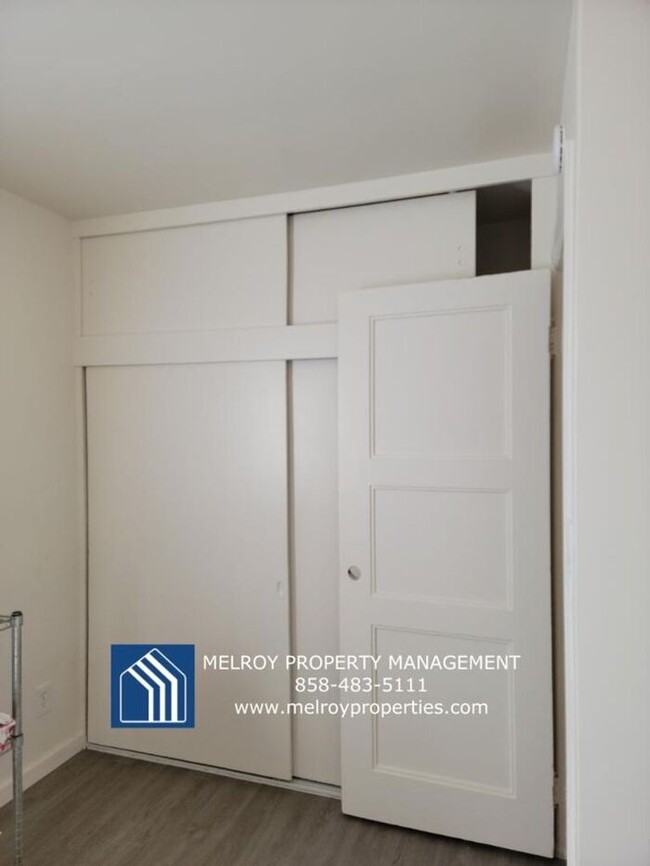 Building Photo - Totally Renovated Valencia Park 2bd/1bth H...