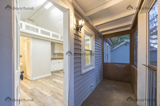 Foto del edificio - 5 Forrest Rd