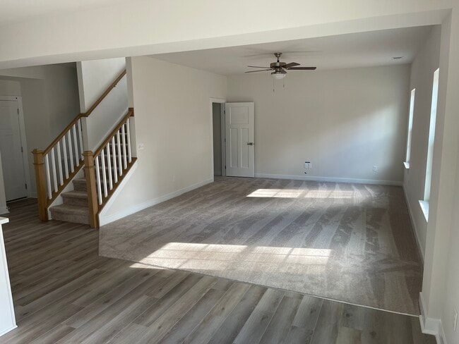 Foto del edificio - 1683 Burtonwood Dr