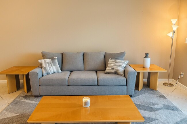 Building Photo - 14181 Castlerock Way