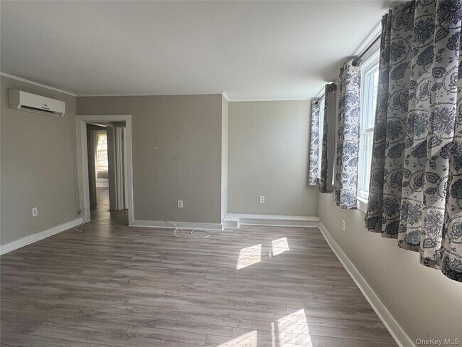 Foto del edificio - 425 Landing Ave