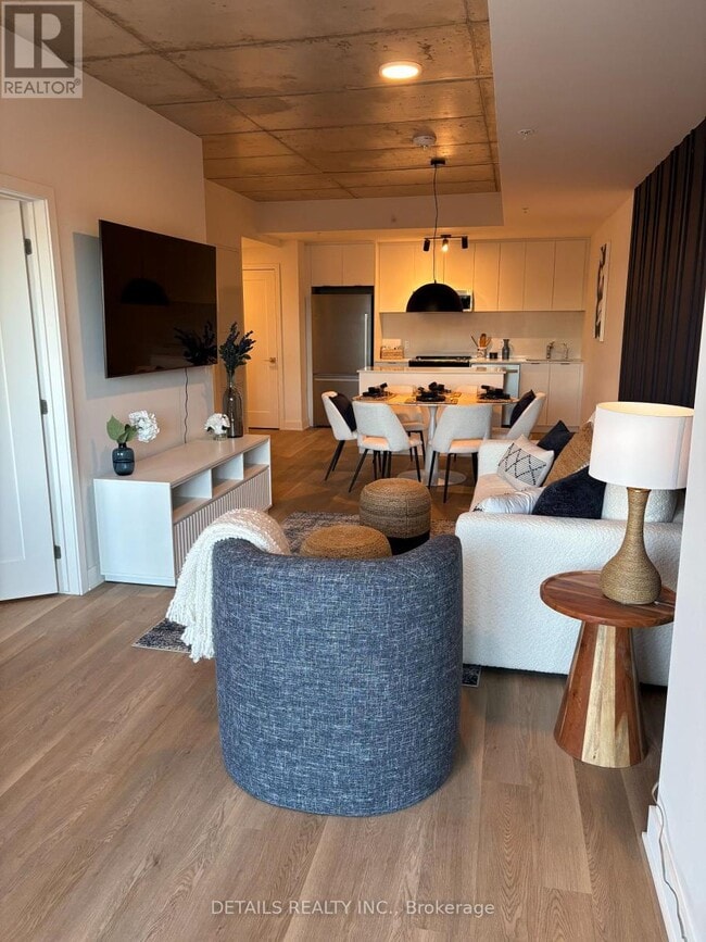 Building Photo - 1655 Carling Ave