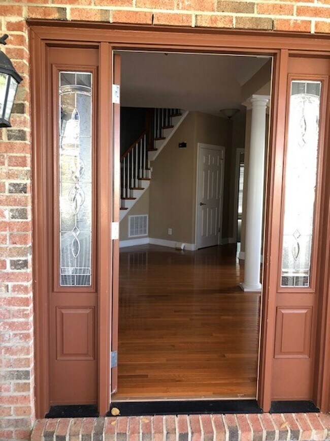 Foto del edificio - Fabulous home! 5 Bedrooms, 4 Bathrooms!!