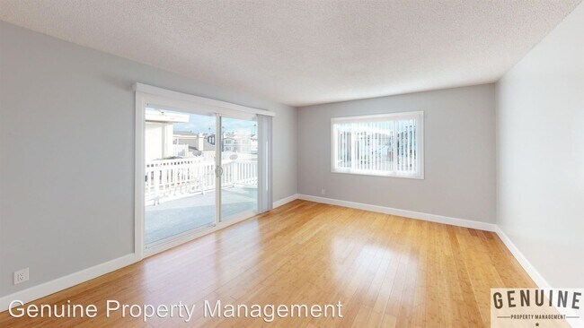 Foto del edificio - 1234 W Balboa Blvd
