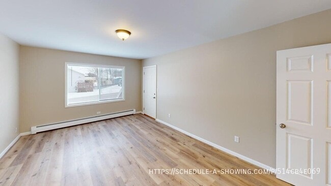 Building Photo - 1431 Lincoln Ave