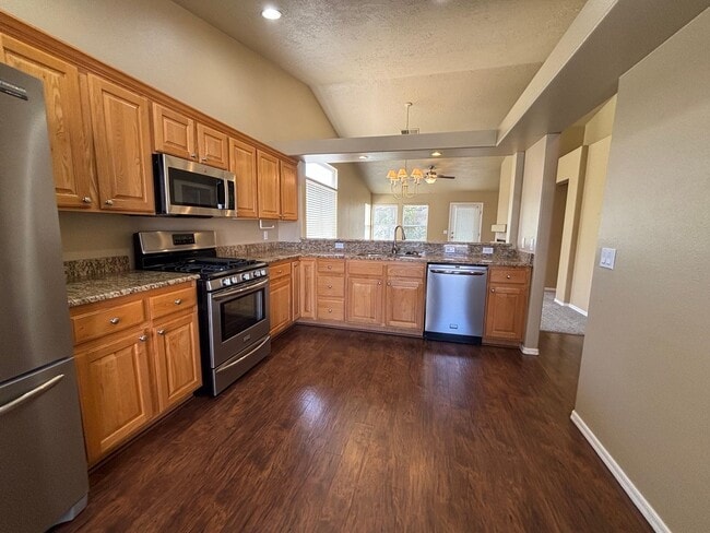Building Photo - HOME FOR RENT IN SUN RIVER