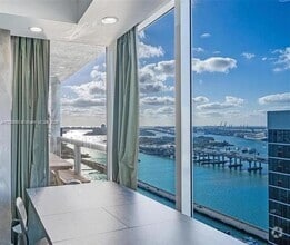 Building Photo - 1717 N Bayshore Dr