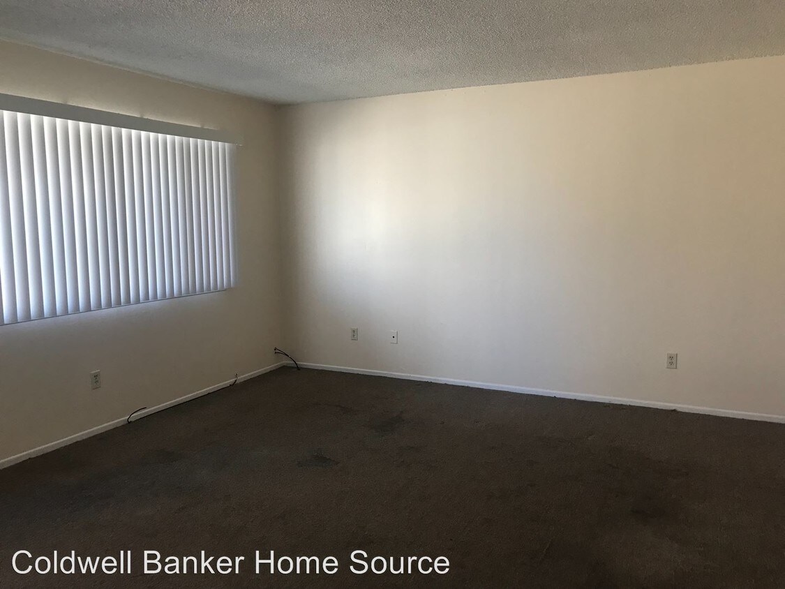 18607 New Hampshire St, Adelanto, CA 92301 Room for Rent in Adelanto