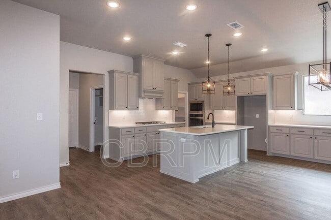 Building Photo - 7618 55th St