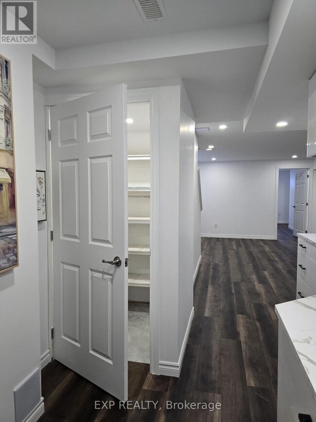 Building Photo - 511- B PARADE DRIVE