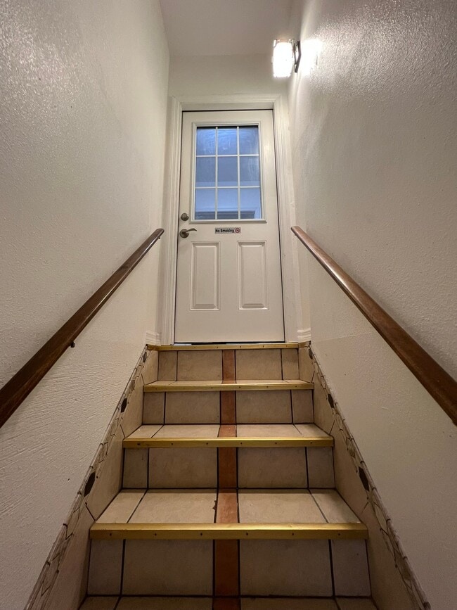 Photo - 2540 Greenwood Dr (Kissimmee, FL) Apartment