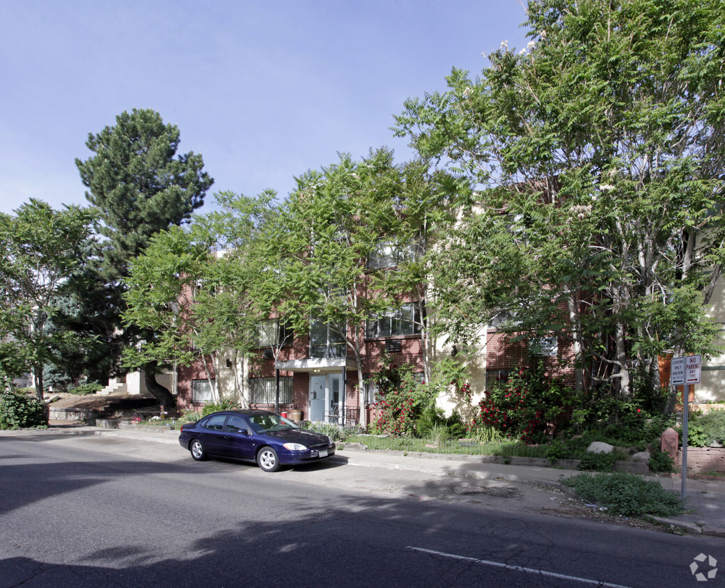 Building Photo - Downing Street Apartments